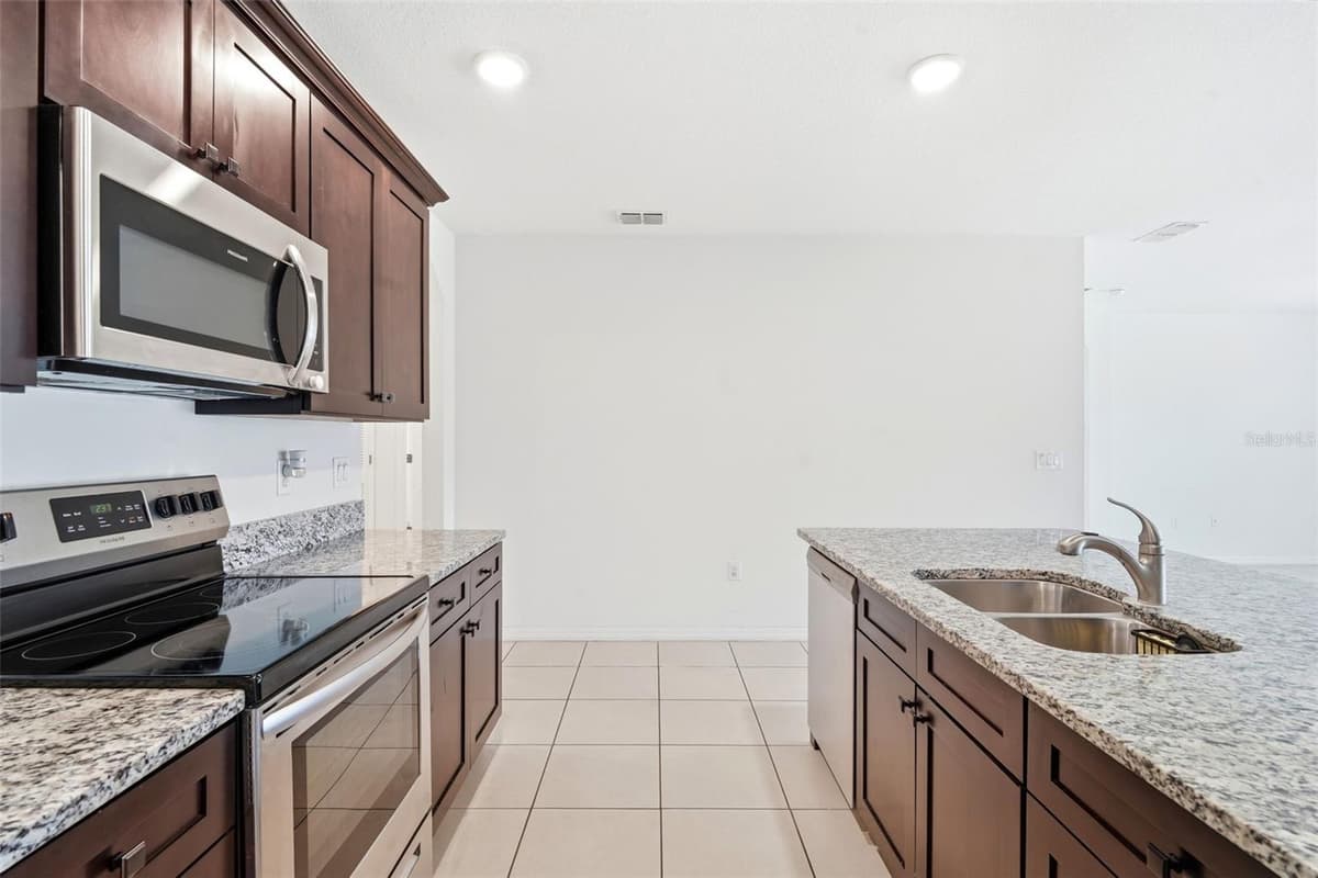 3110 DOW COURT — photo 19 of 47