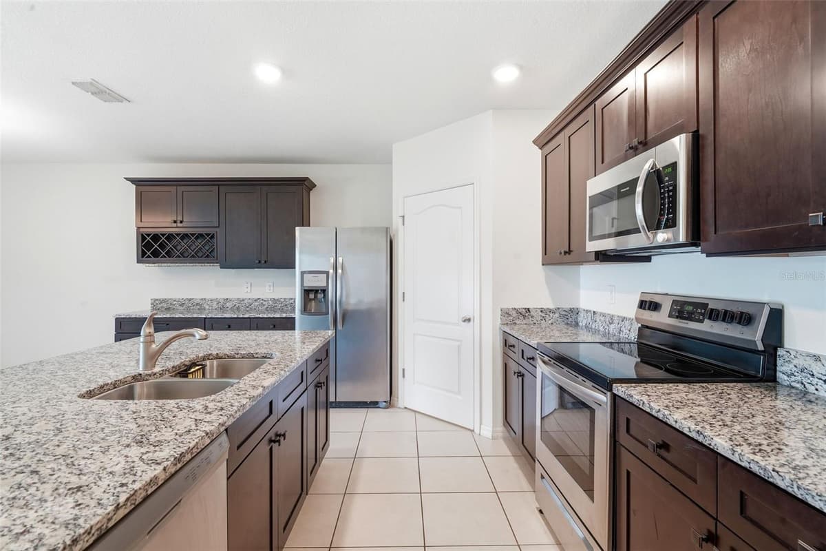 3110 DOW COURT — photo 15 of 47