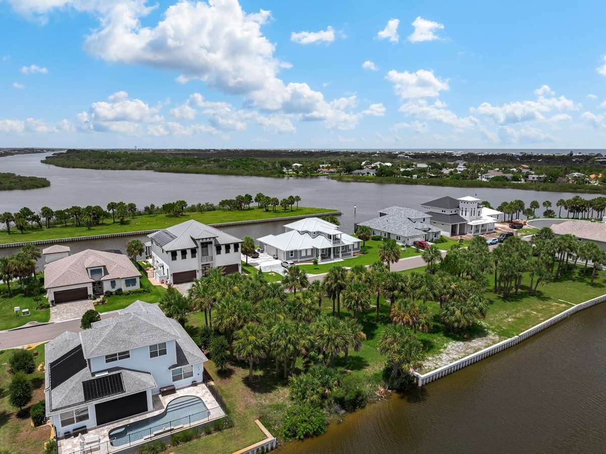 142 SEASIDE POINT — photo 37 of 42