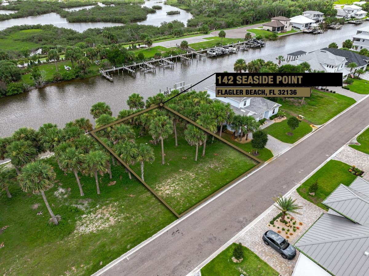 142 SEASIDE POINT — photo 19 of 42