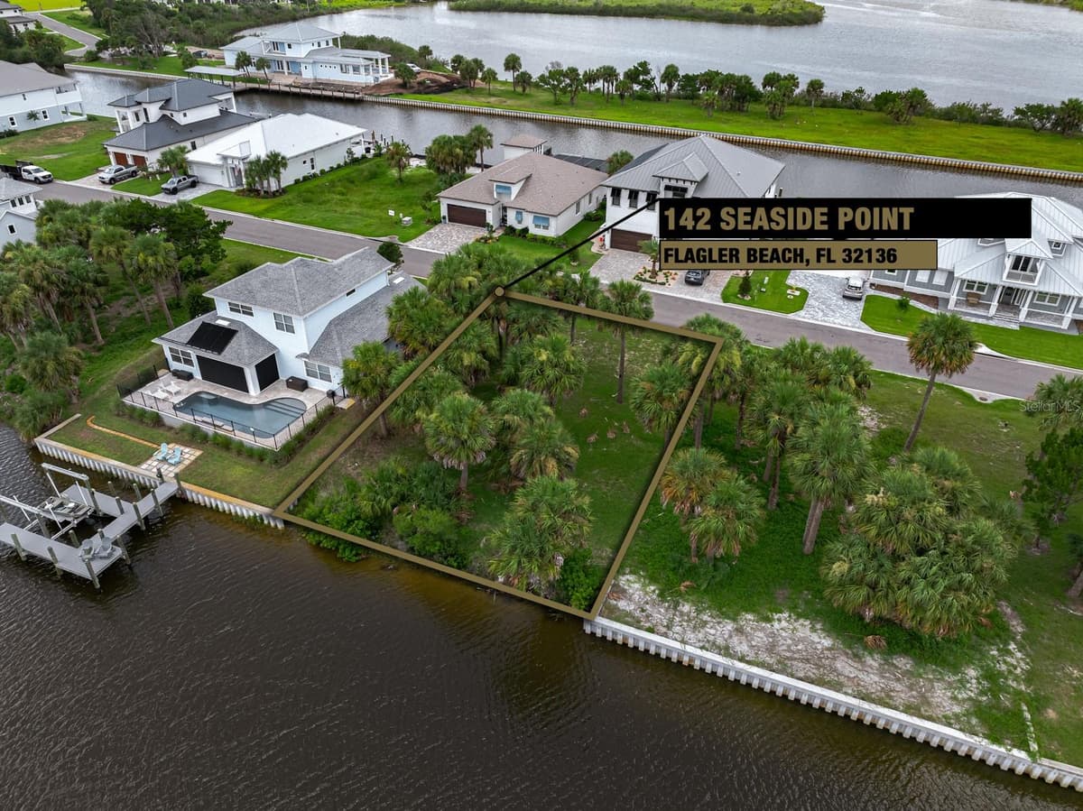 142 SEASIDE POINT — photo 16 of 42
