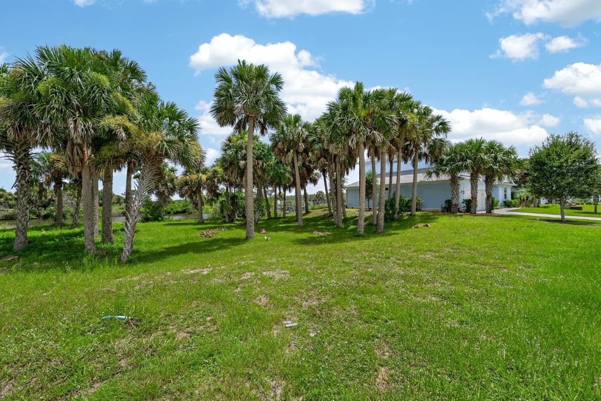 142 SEASIDE POINT — photo 9 of 42