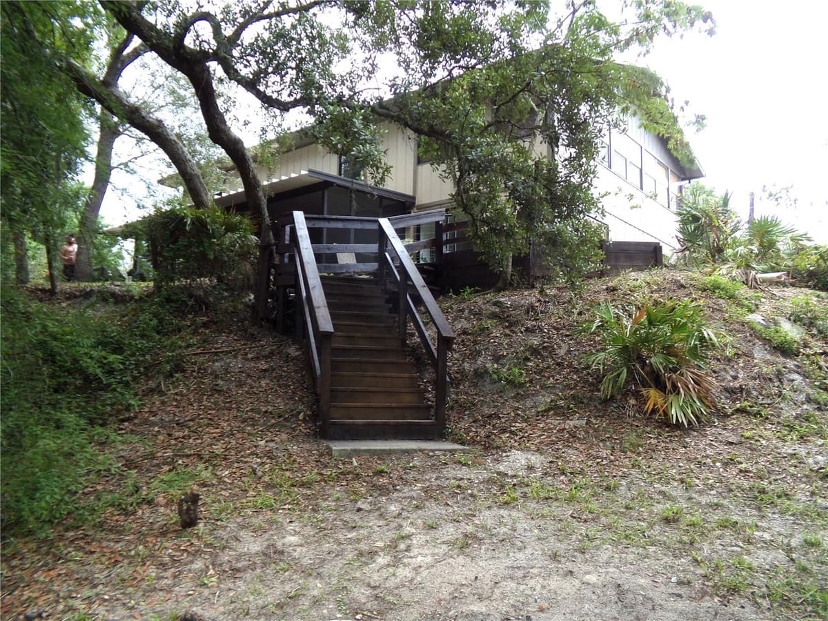 33068 ROUND TABLE ROAD — photo 17 of 82