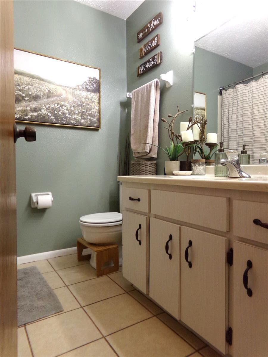 33068 ROUND TABLE ROAD — photo 43 of 82