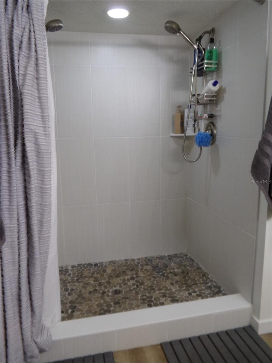 33068 ROUND TABLE ROAD — photo 33 of 82