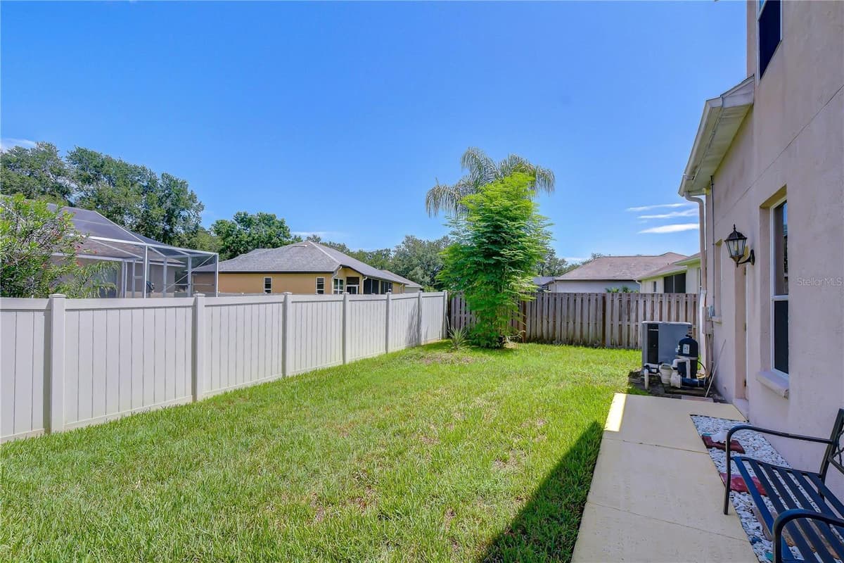 2202 LONGMORE CIRCLE — photo 33 of 35