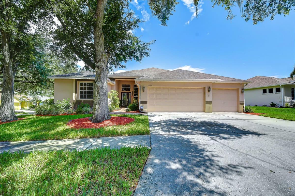2202 LONGMORE CIRCLE — photo 1 of 35