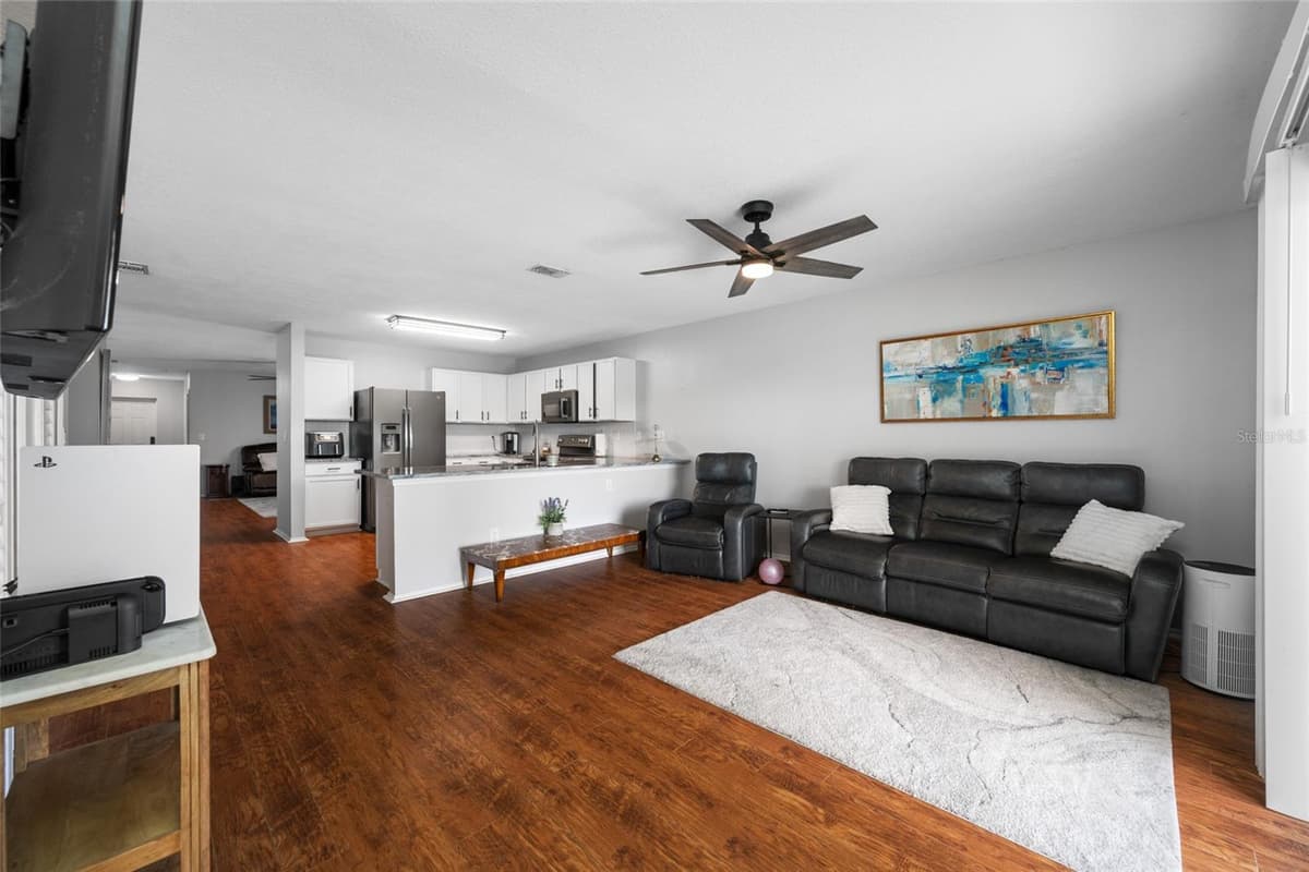 13953 JACOBSON DRIVE — photo 15 of 43