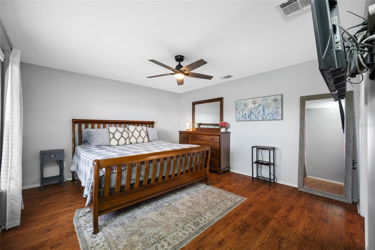 13953 JACOBSON DRIVE — photo 16 of 43
