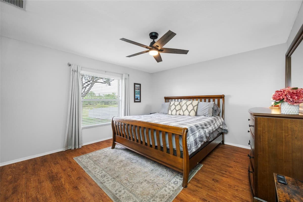 13953 JACOBSON DRIVE — photo 17 of 43