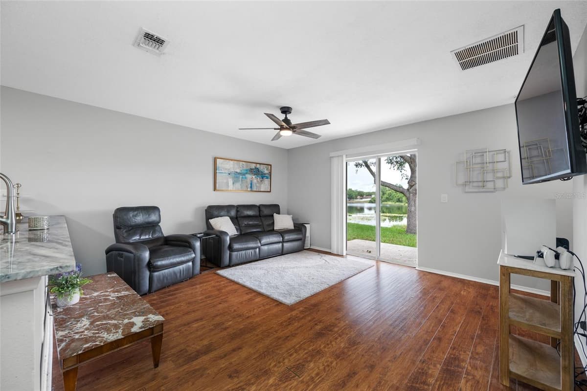 13953 JACOBSON DRIVE — photo 12 of 43