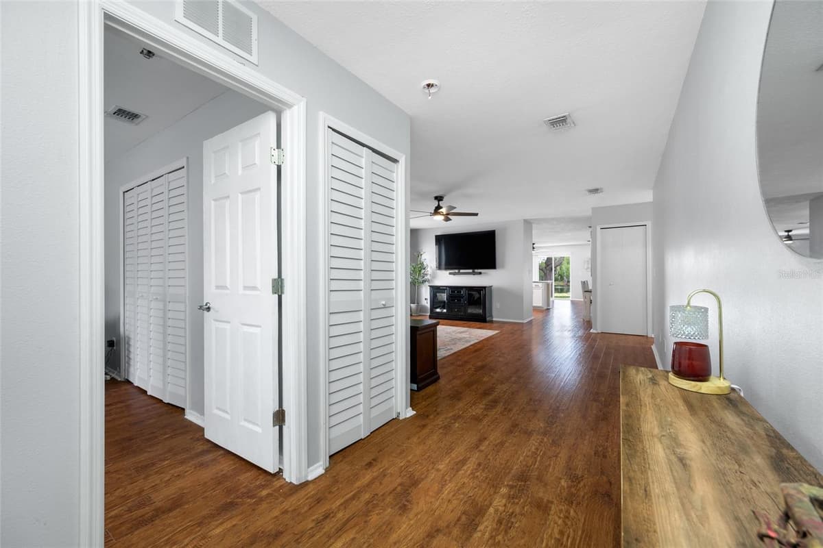 13953 JACOBSON DRIVE — photo 24 of 43