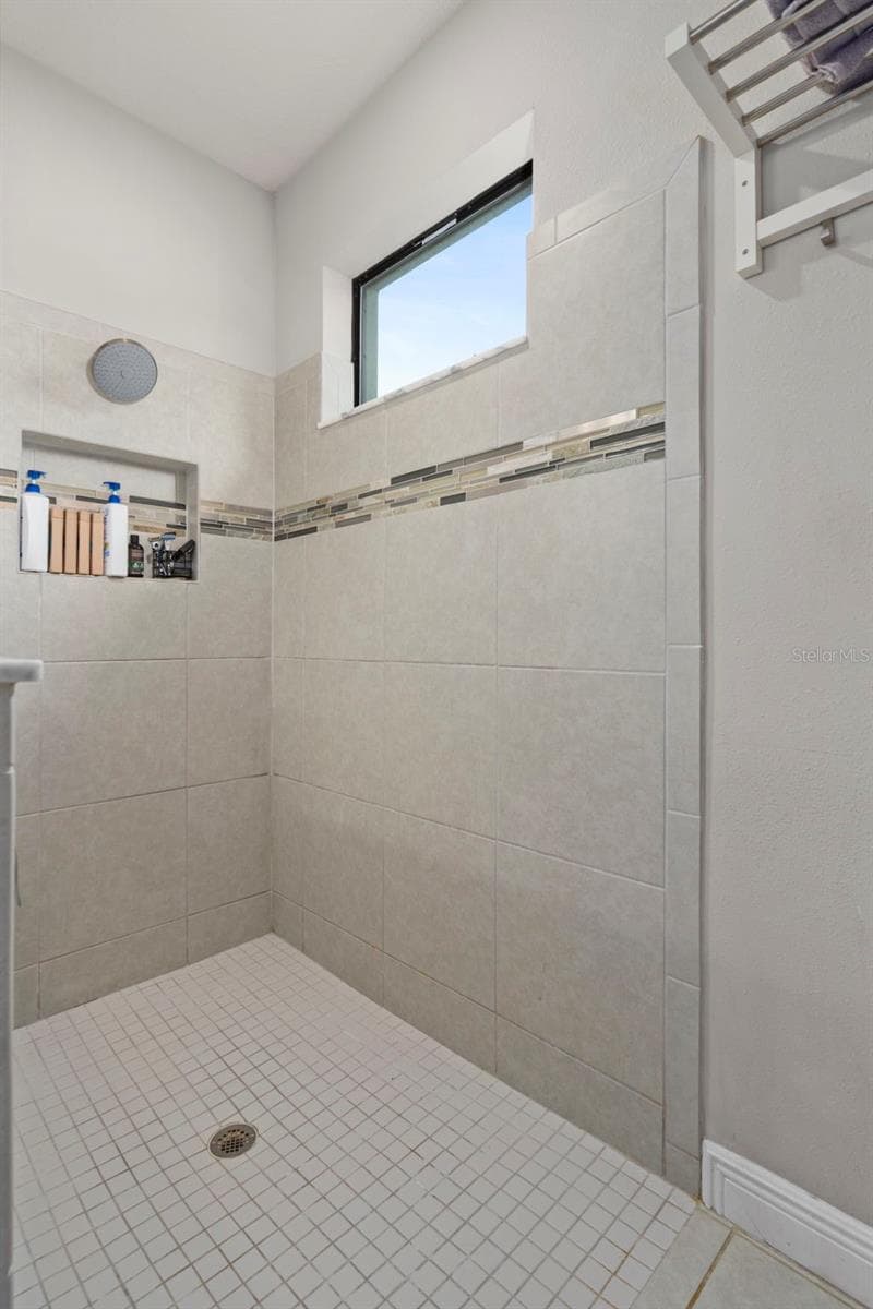 1569 RIVER CIRCLE — photo 17 of 31