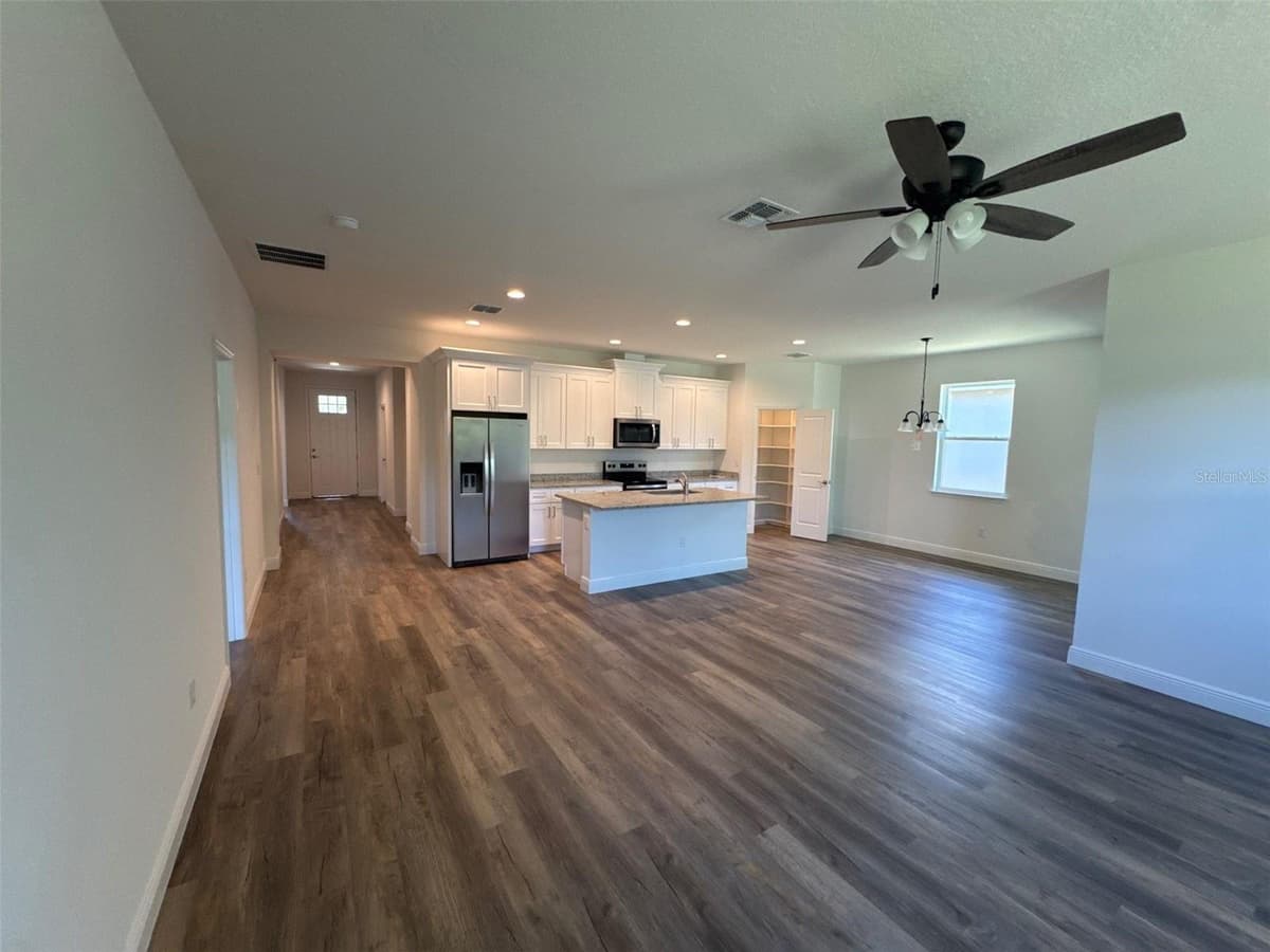 519 ELLIE COURT — photo 5 of 23