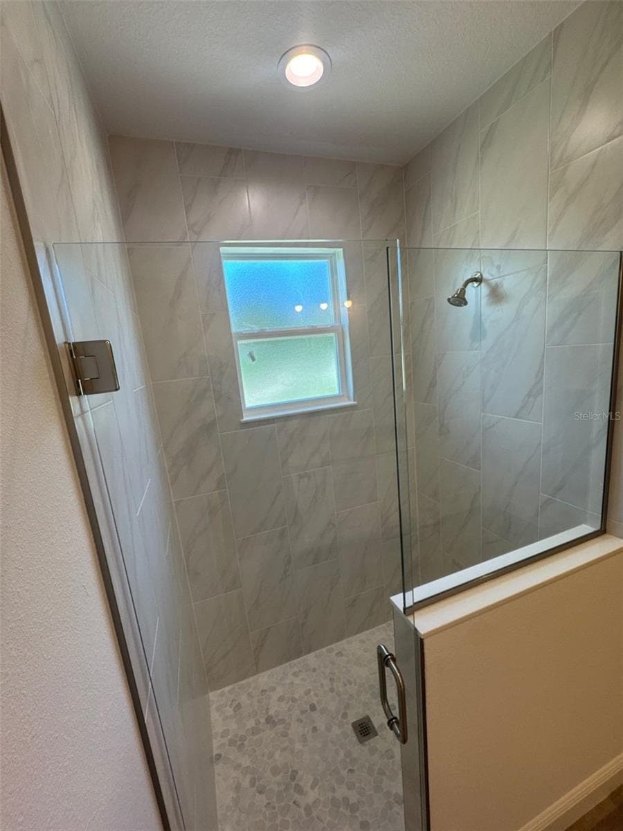 519 ELLIE COURT — photo 11 of 23