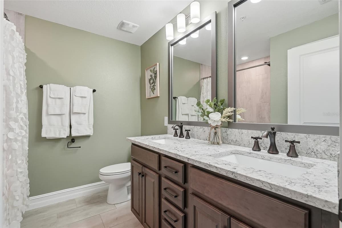 5120 BRIDGE STREET — photo 25 of 42