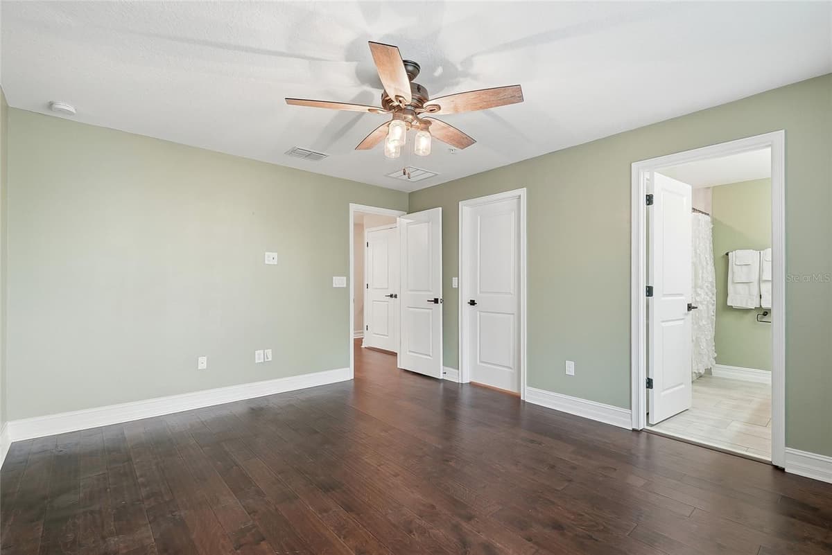 5120 BRIDGE STREET — photo 23 of 42