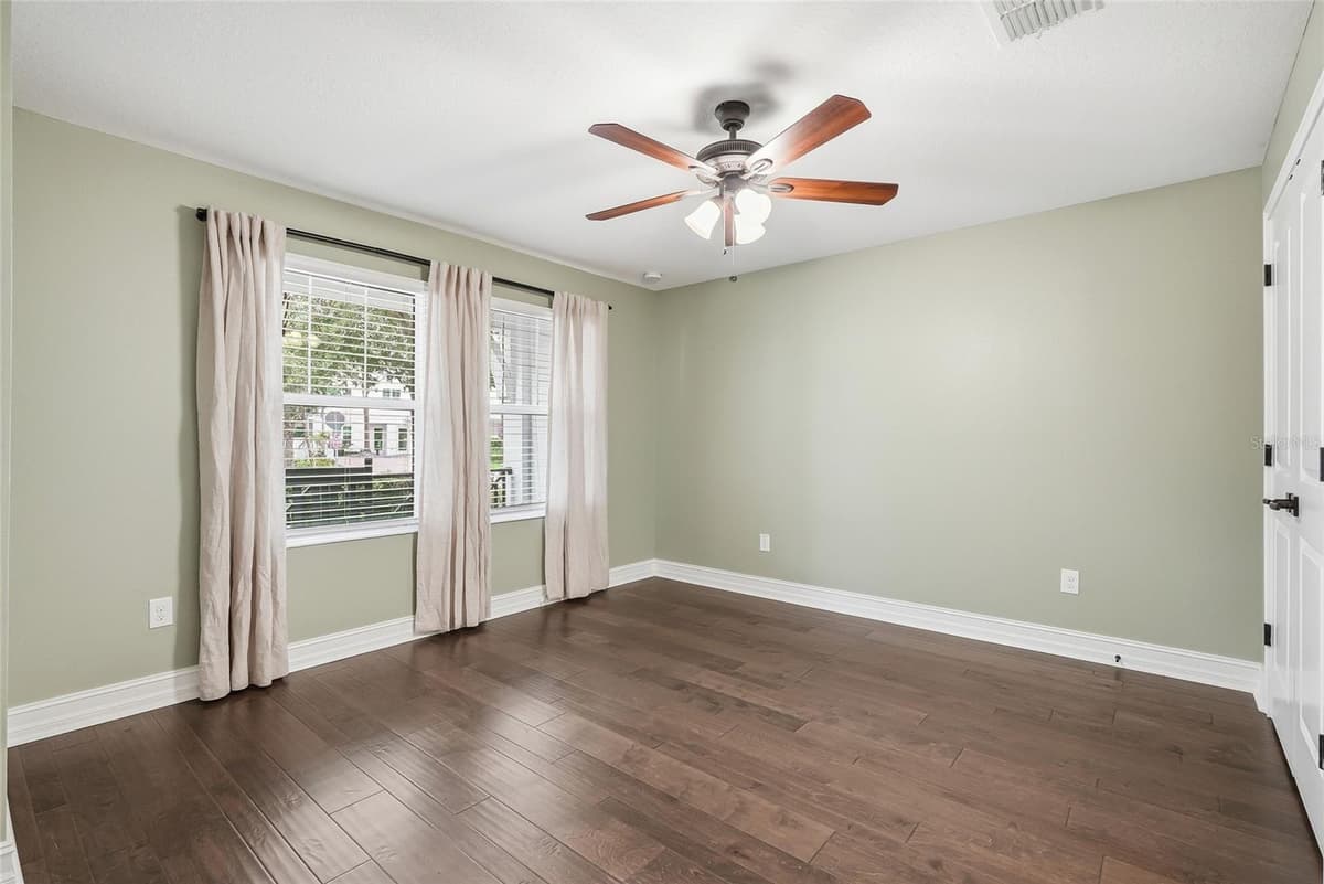 5120 BRIDGE STREET — photo 22 of 42