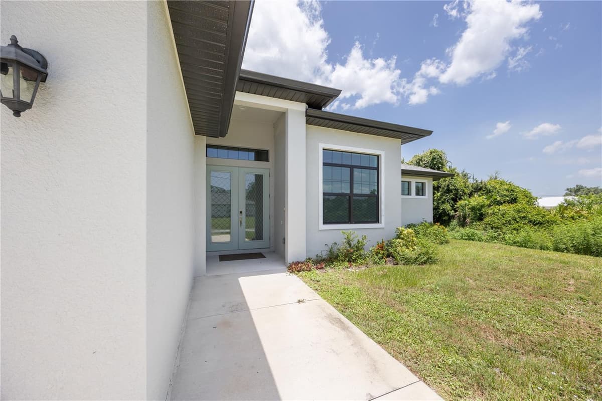 2535 TRICO ROAD — photo 7 of 39