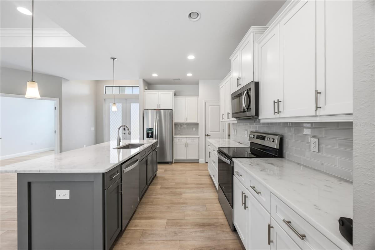 2535 TRICO ROAD — photo 14 of 39