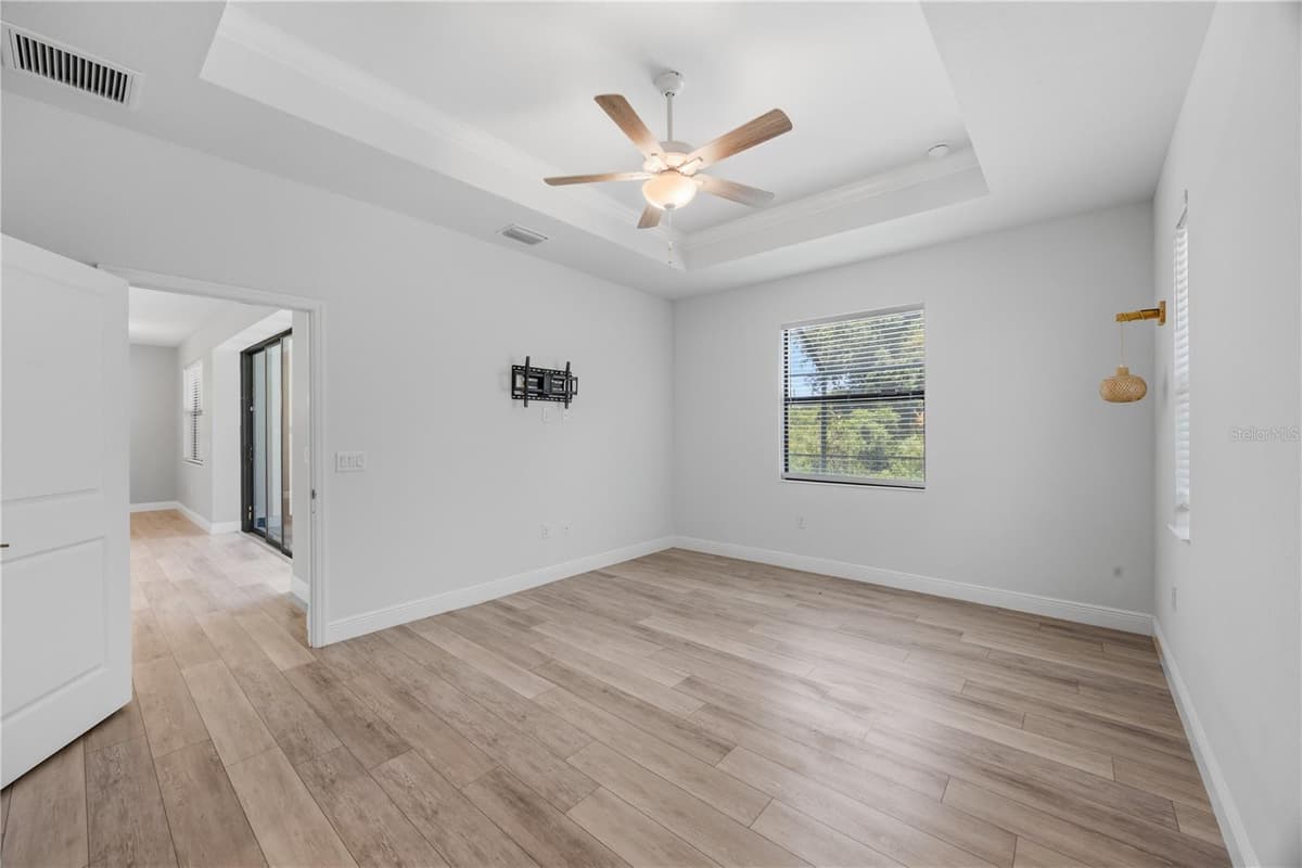 2535 TRICO ROAD — photo 17 of 39