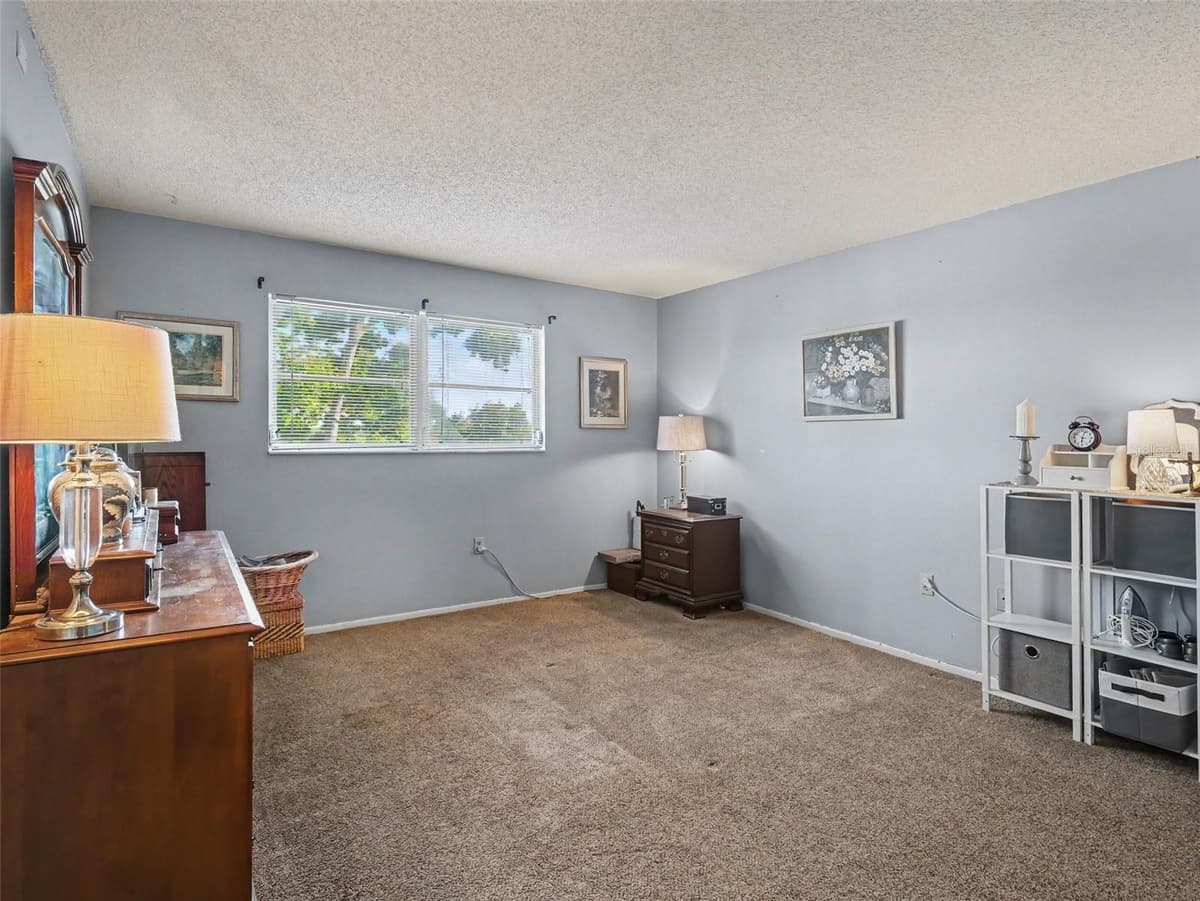 4460 IRONWOOD CIRCLE — photo 7 of 13
