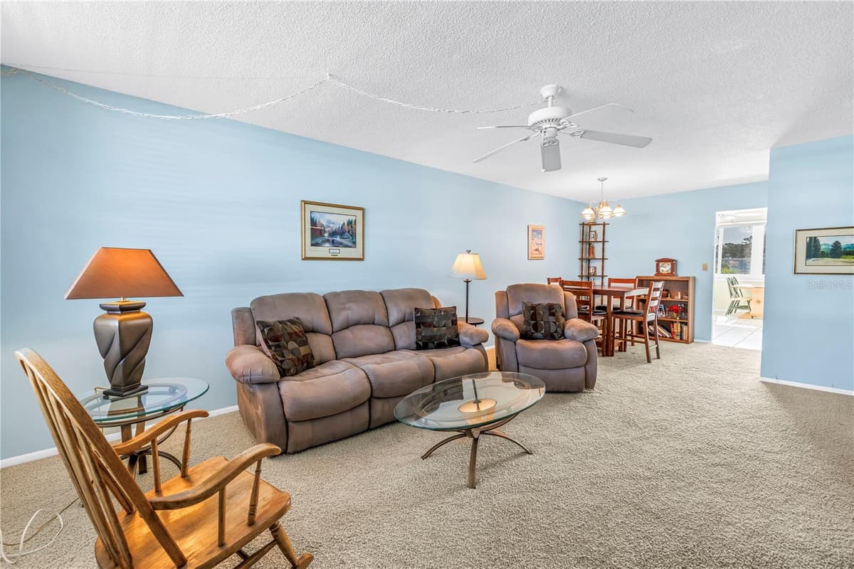4715 BAY STREET — photo 3 of 33