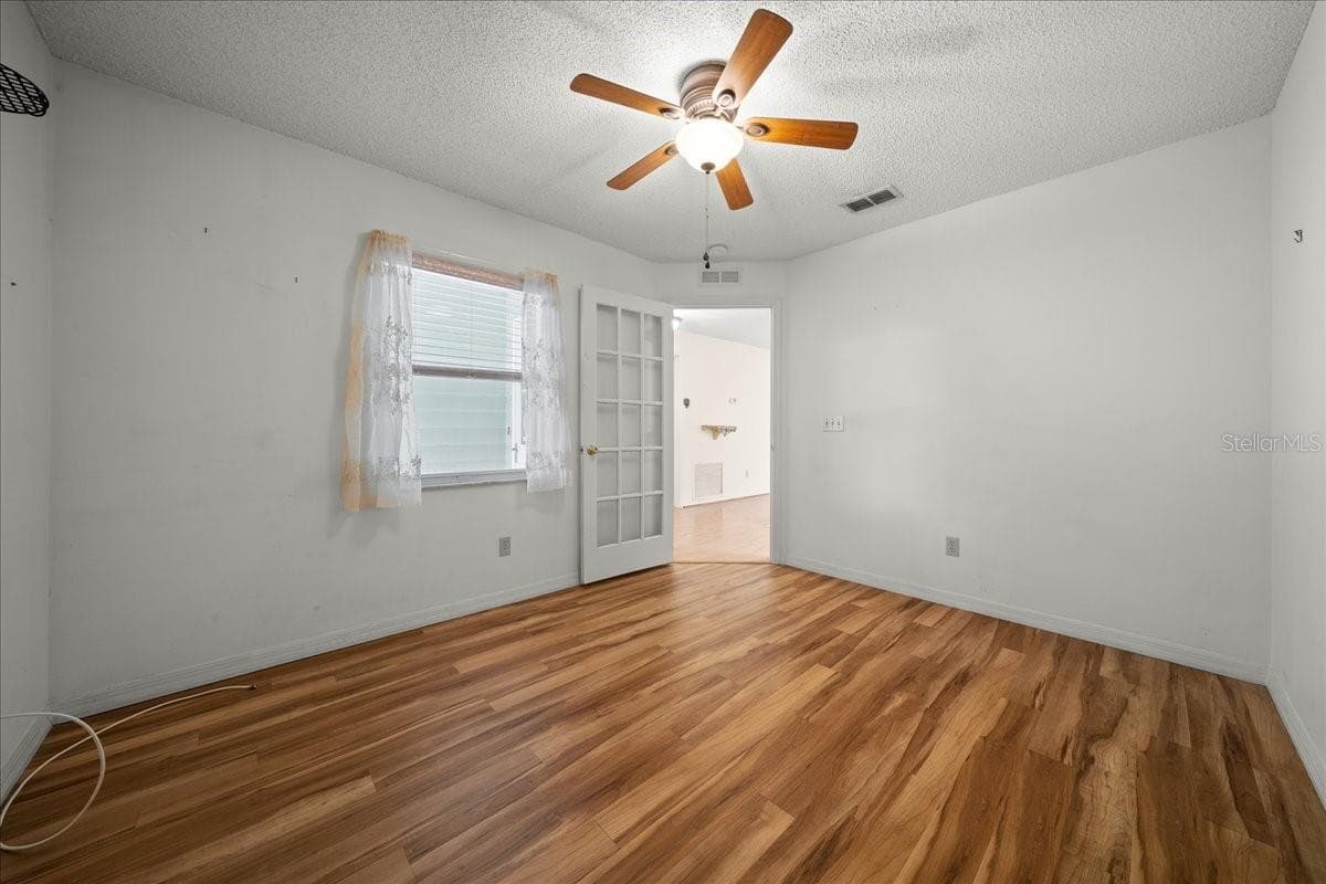9040 91ST TERRACE — photo 18 of 80