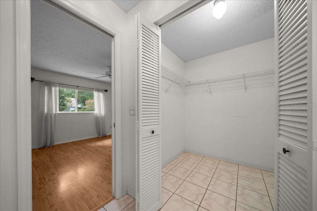 9040 91ST TERRACE — photo 31 of 80