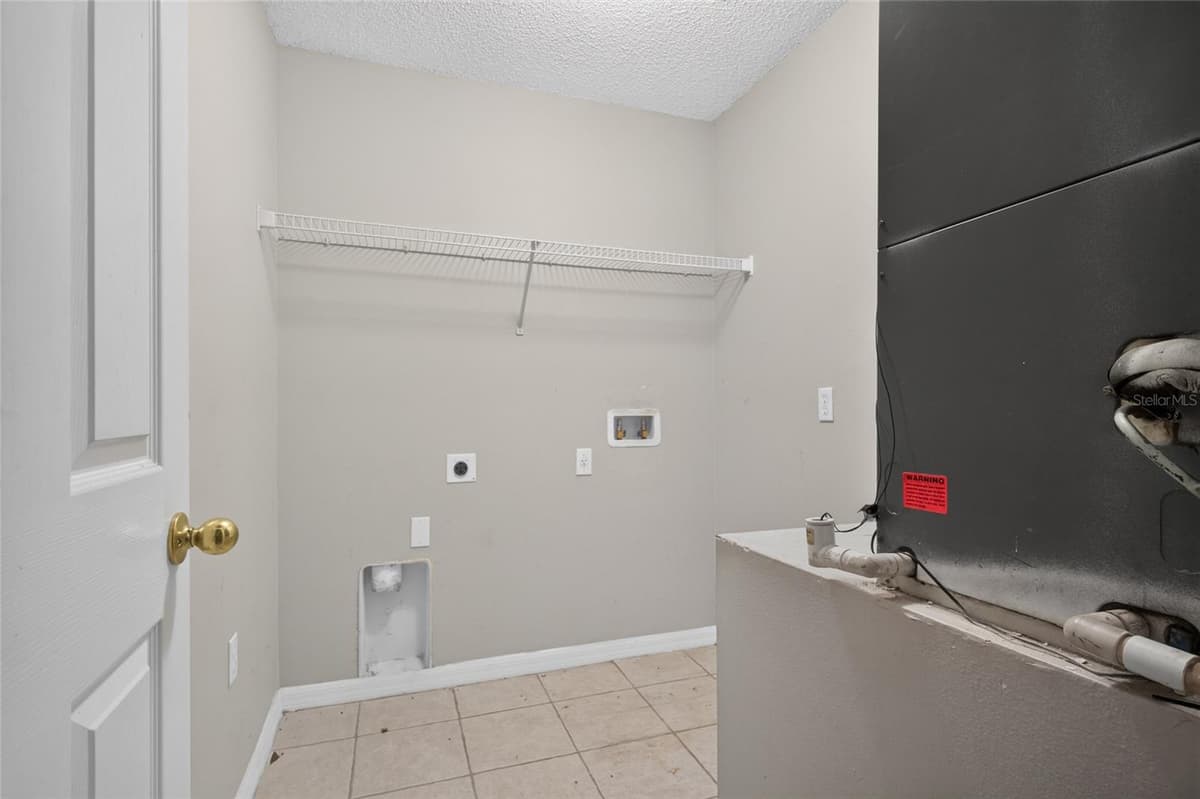 12803 LAKE VISTA DRIVE — photo 6 of 41