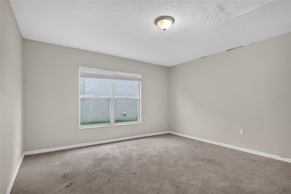 12803 LAKE VISTA DRIVE — photo 7 of 41