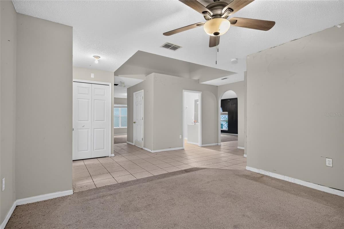 12803 LAKE VISTA DRIVE — photo 4 of 41