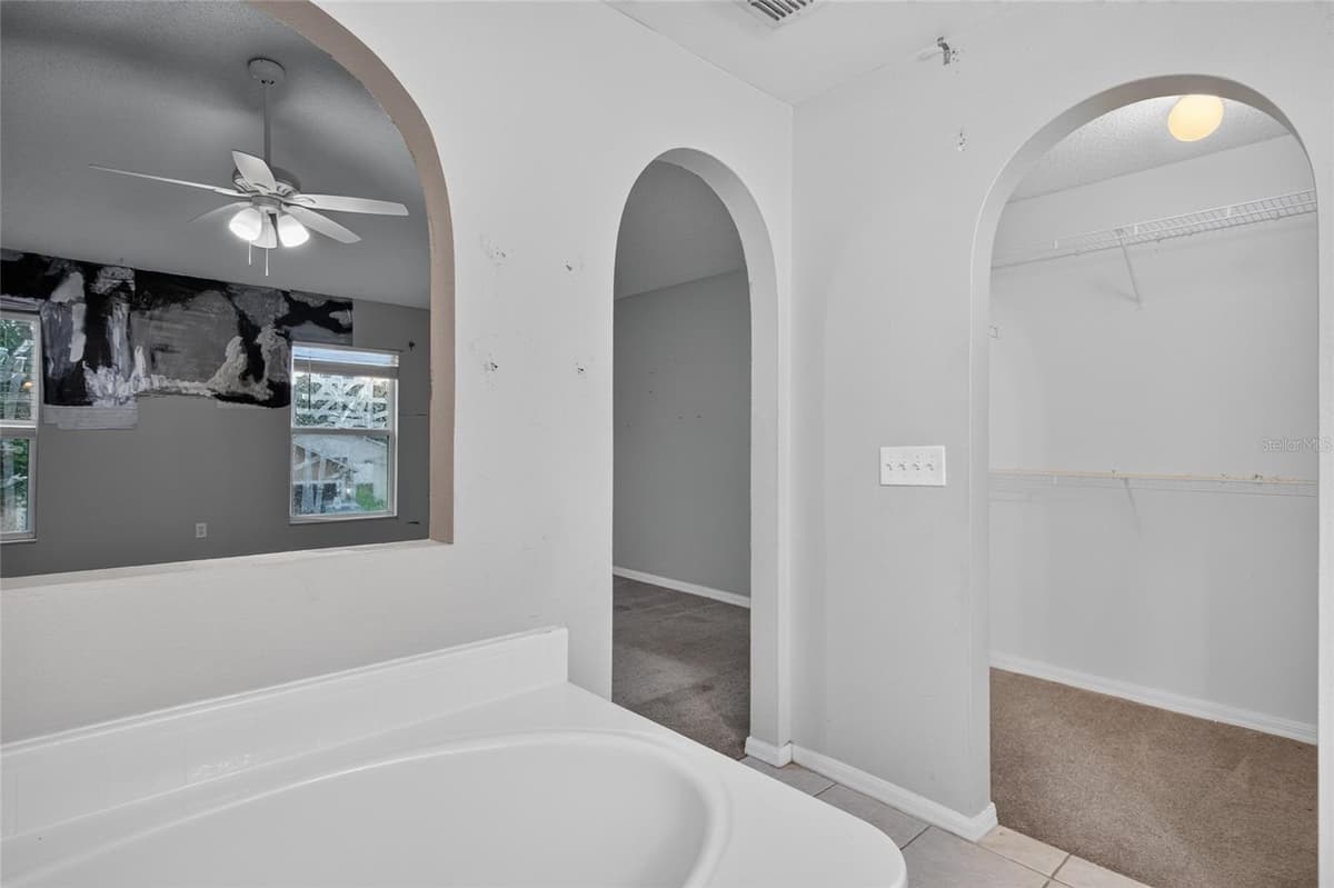 12803 LAKE VISTA DRIVE — photo 23 of 41