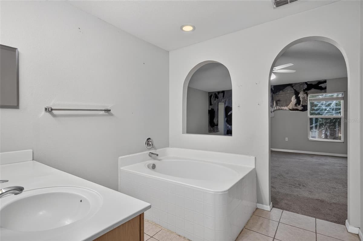 12803 LAKE VISTA DRIVE — photo 22 of 41