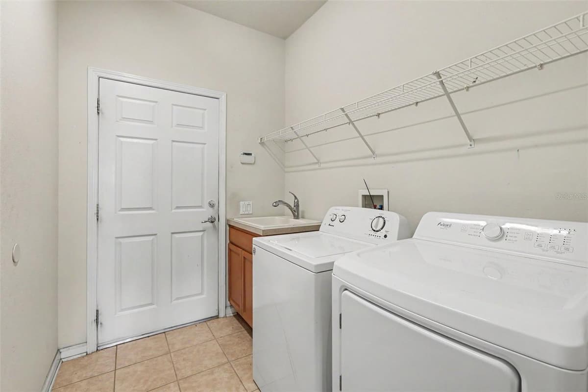 13703 CREST LAKE DRIVE — photo 24 of 30