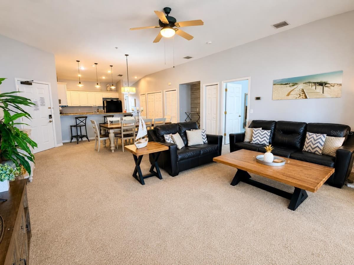 19829 GULF BOULEVARD — photo 7 of 36