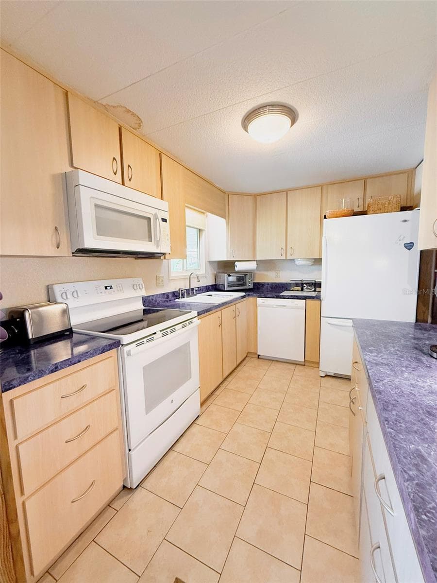 34410 ISLAND DRIVE — photo 11 of 25