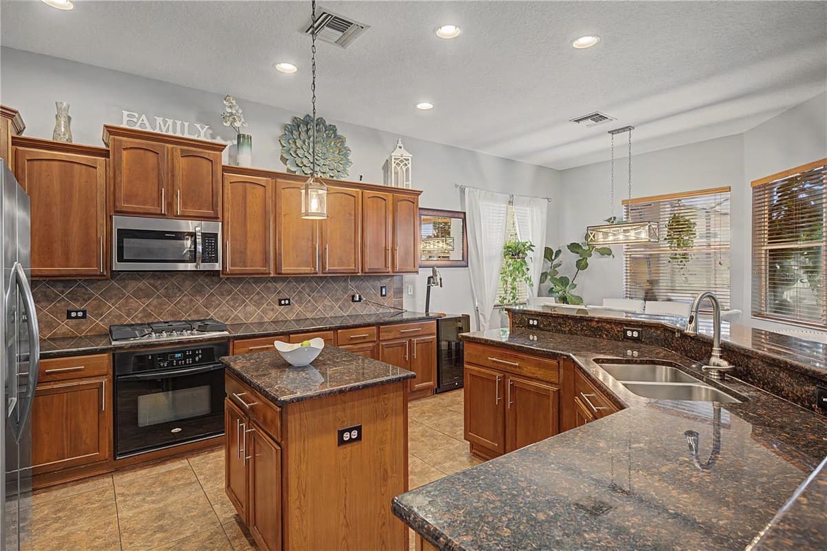 3038 MARBLE CREST DRIVE — photo 36 of 60