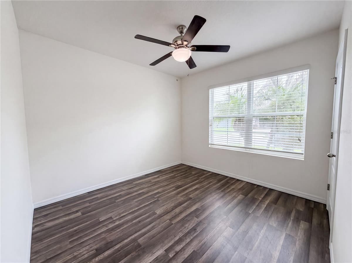 16415 TREASURE POINT DRIVE — photo 11 of 29