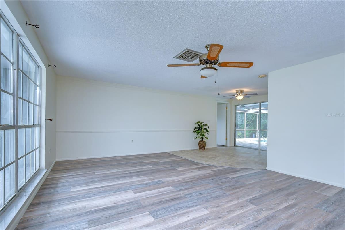 8804 VILLAGE MILL ROW — photo 6 of 42