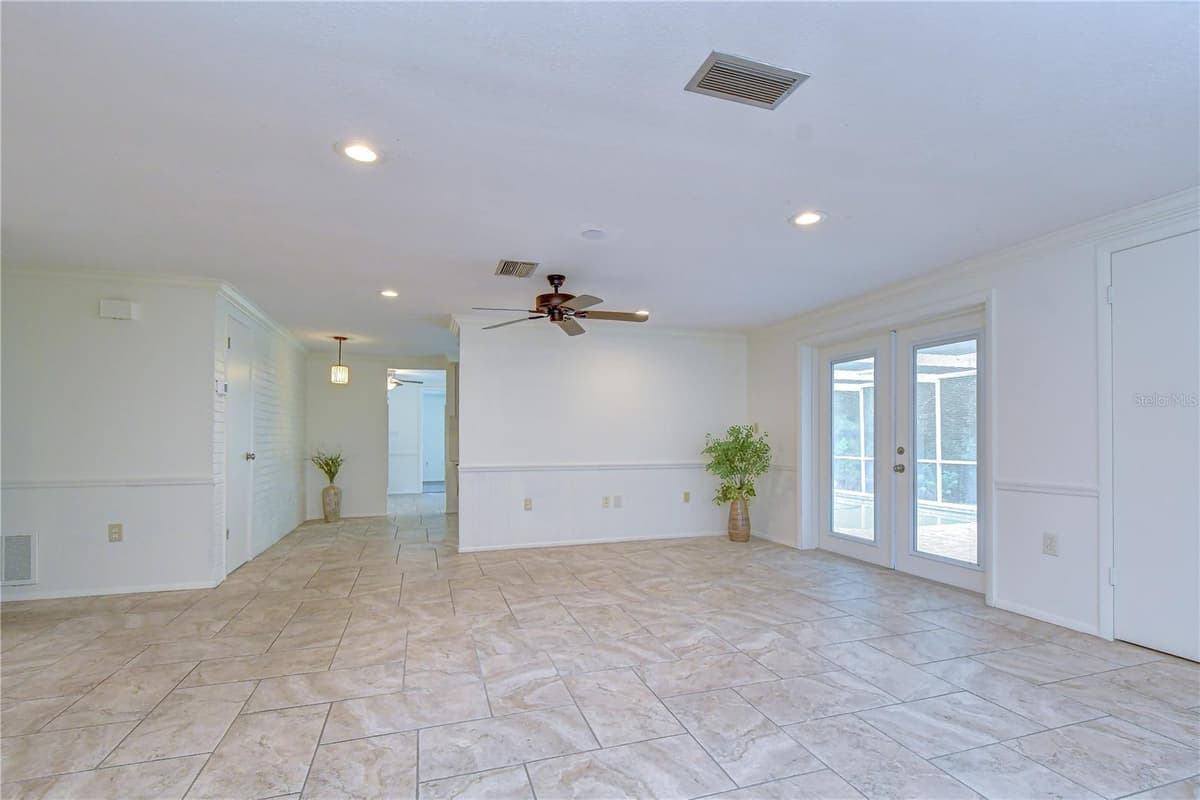 8804 VILLAGE MILL ROW — photo 24 of 42