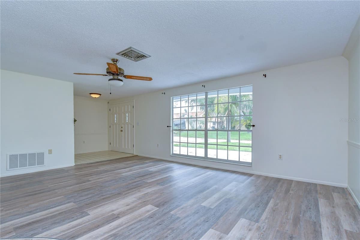 8804 VILLAGE MILL ROW — photo 8 of 42