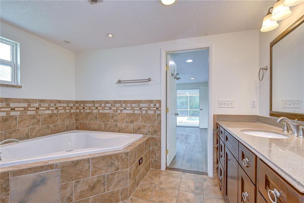 8804 VILLAGE MILL ROW — photo 15 of 42