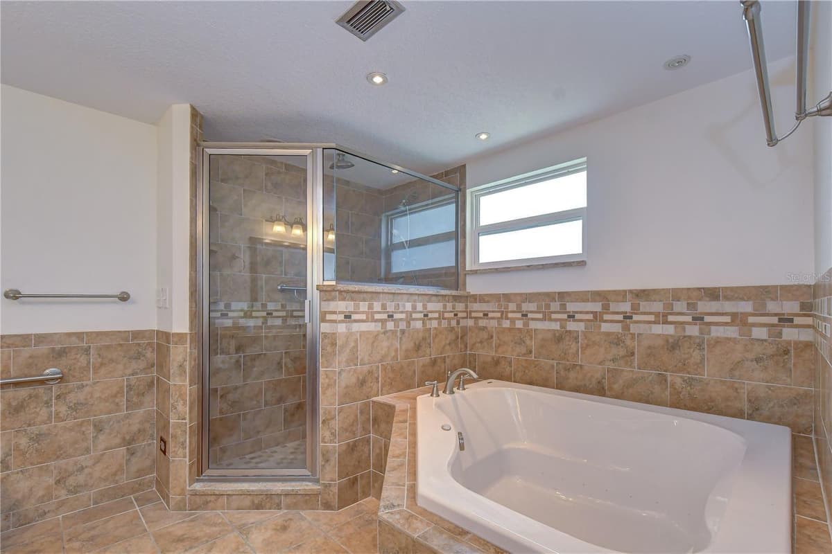 8804 VILLAGE MILL ROW — photo 14 of 42