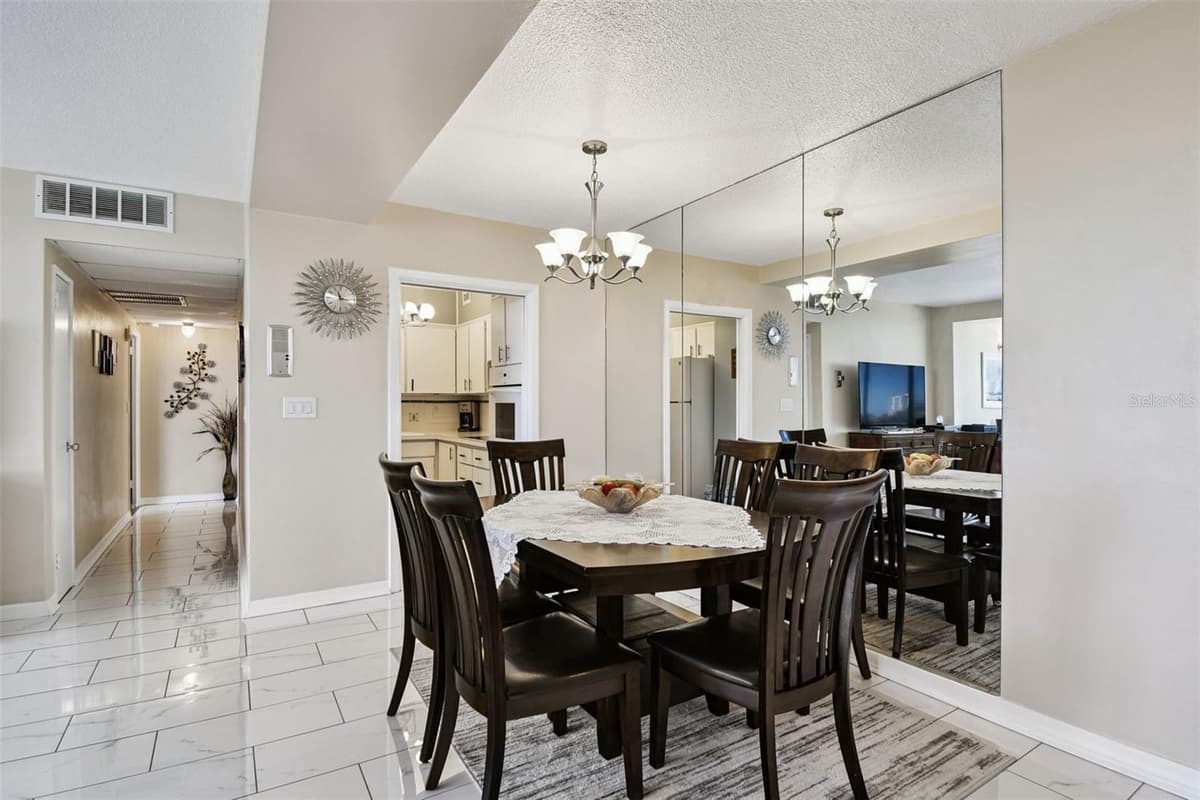 31 ISLAND WAY — photo 18 of 37