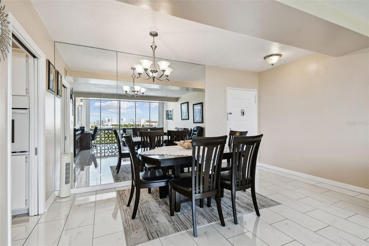 31 ISLAND WAY — photo 17 of 37