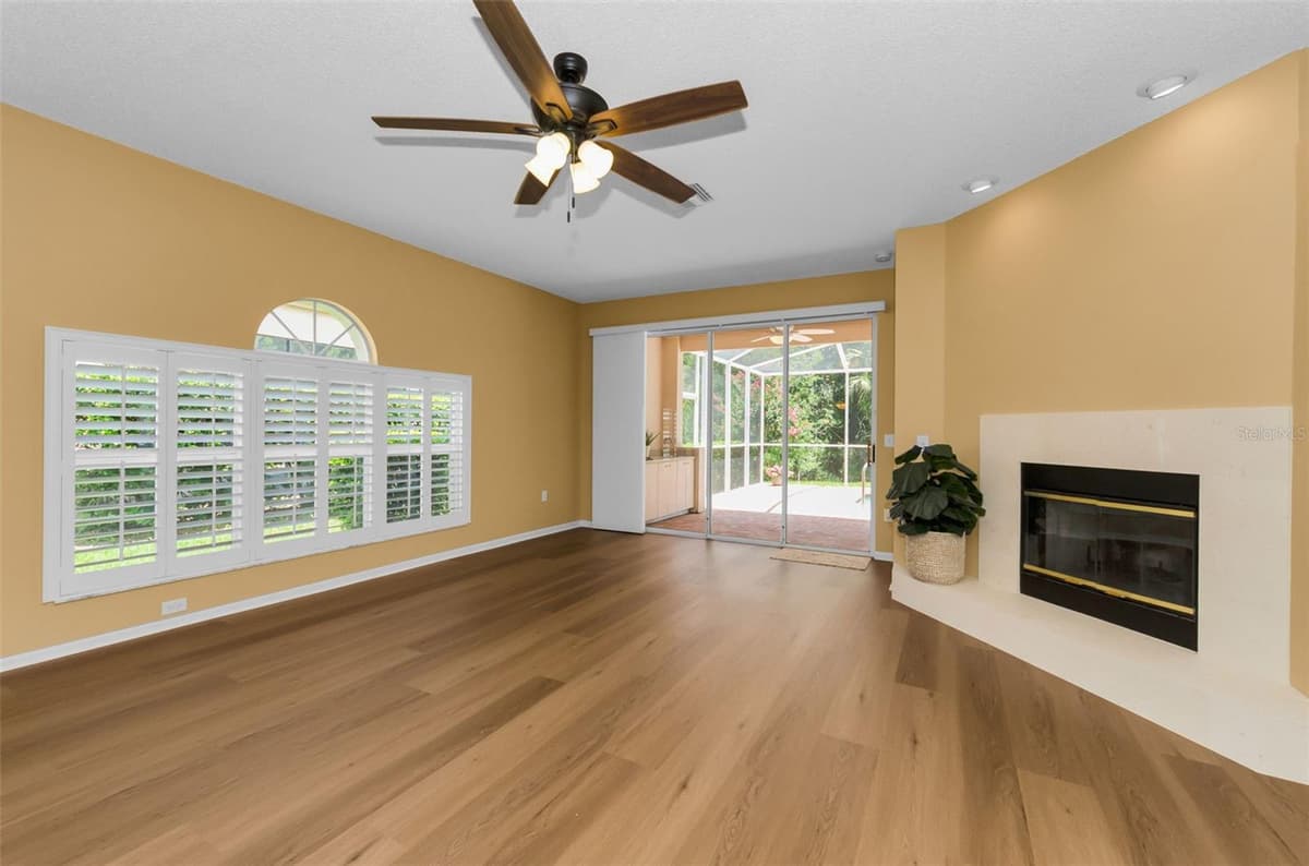 1111 DARTFORD DRIVE — photo 11 of 100