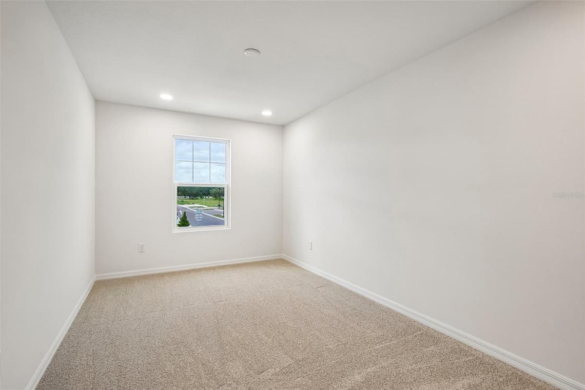 6848 HOLCOMBE DOWN DRIVE — photo 31 of 42