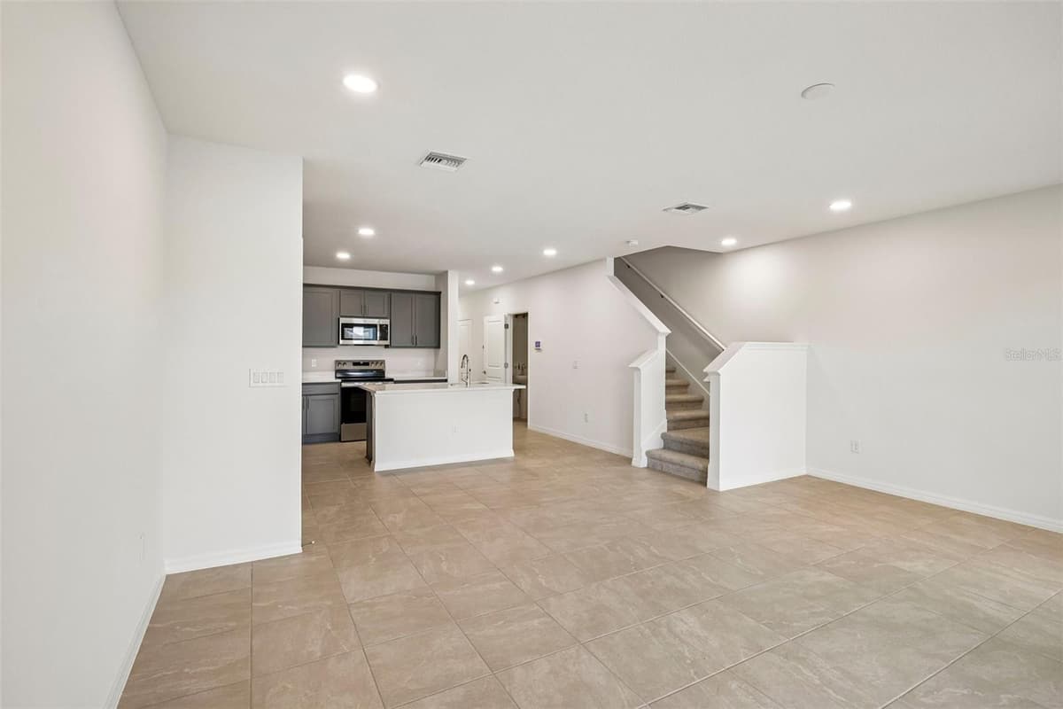 6848 HOLCOMBE DOWN DRIVE — photo 11 of 42