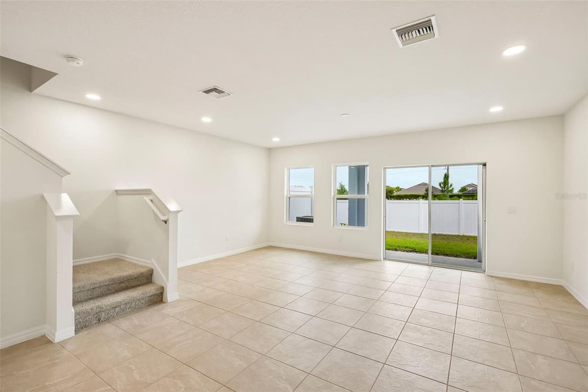 6848 HOLCOMBE DOWN DRIVE — photo 14 of 42